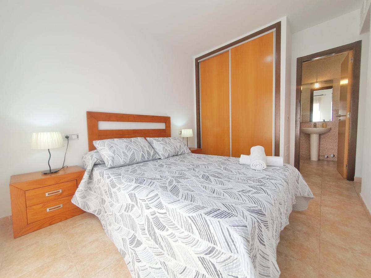2 PISCINAS más AIRE ACONDICIONADO más PARKING Apartman Águilas Kültér fotó