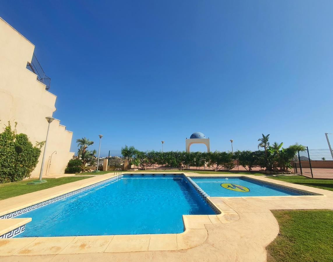 2 PISCINAS más AIRE ACONDICIONADO más PARKING Apartman Águilas Kültér fotó